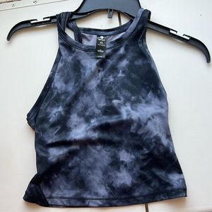 grey and black workout tank top size small